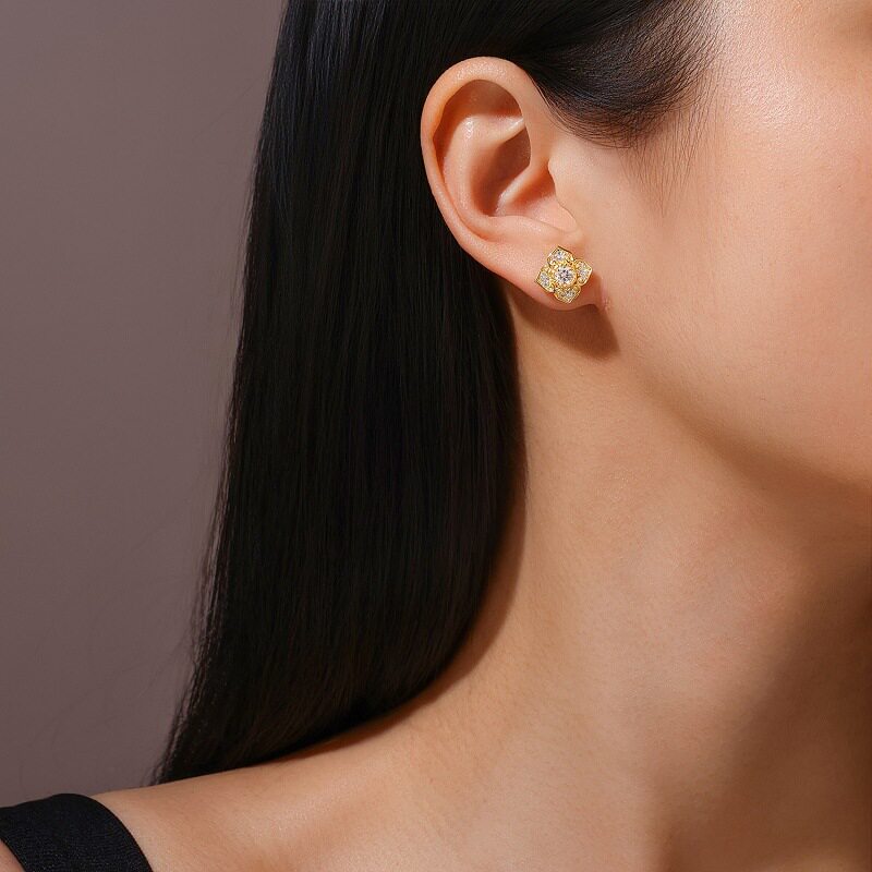 Vintage Quatrefoil Moissanite Studs