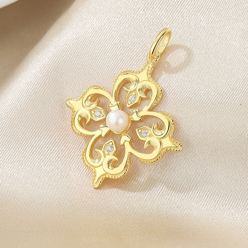 Freshwater Pearl Clover Pendant Only PN1020