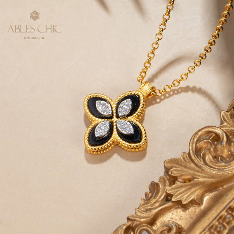 Shell Clover Necklace 6167