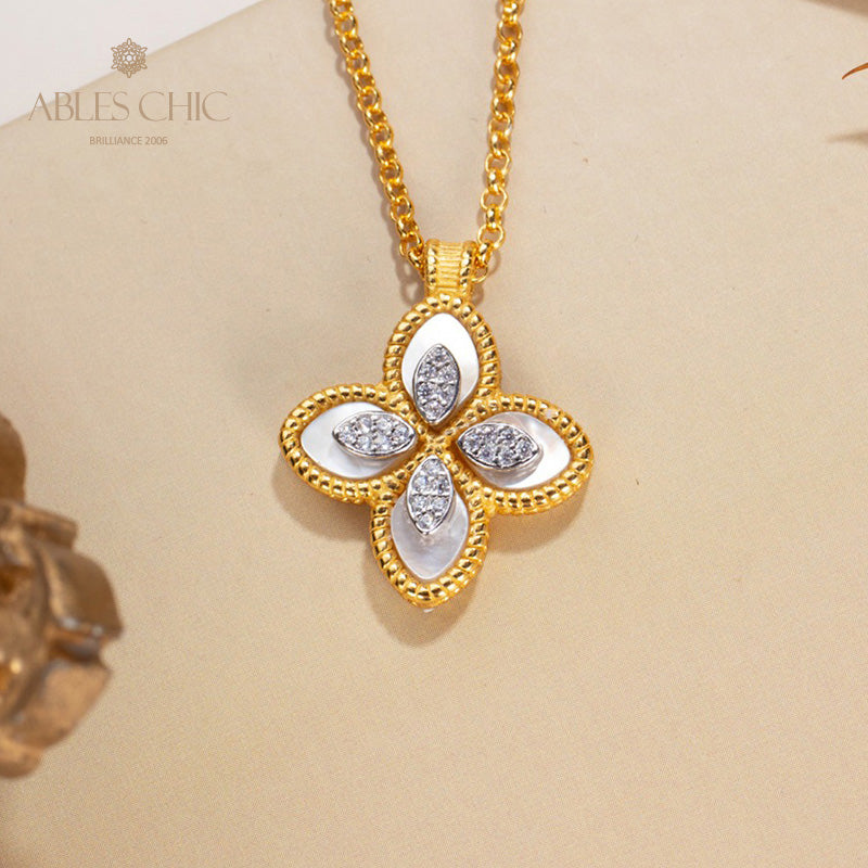 Shell Clover Necklace 6167