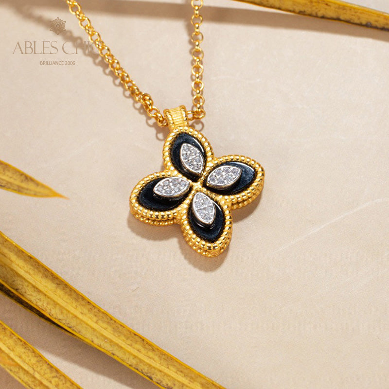 Shell Clover Necklace 6167