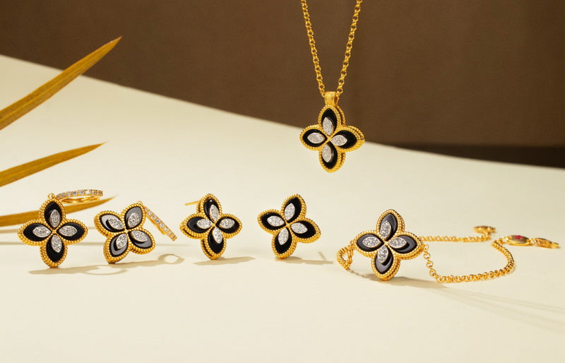 Shell Clover Necklace 6167