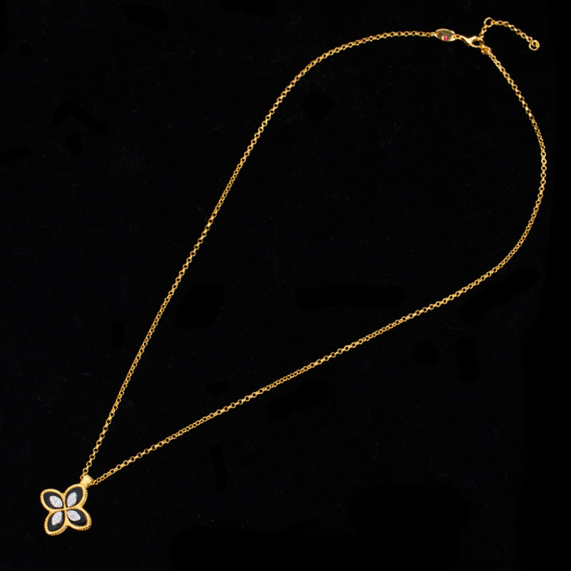 Shell Clover Necklace 6167