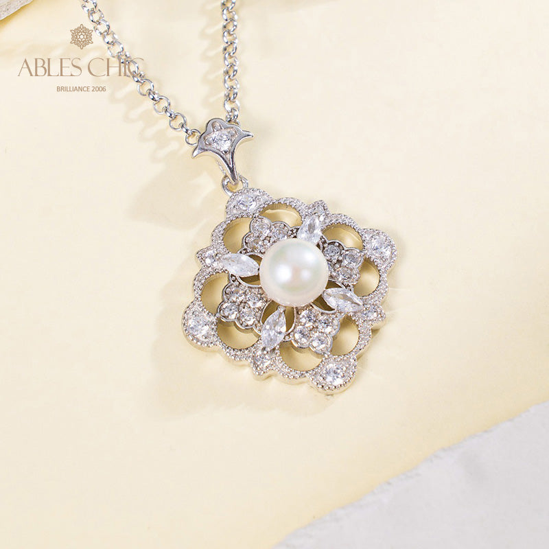 Akoya Pearl Clover Necklace 6186