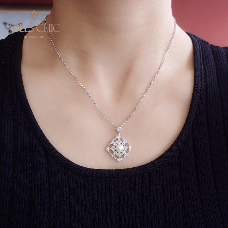 Akoya Pearl Clover Necklace 6186