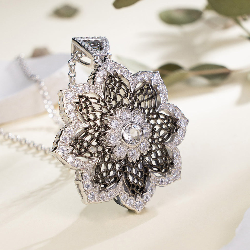 Airy Flower Necklace 6190