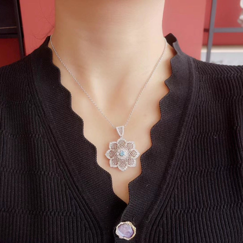 Airy Flower Necklace 6190