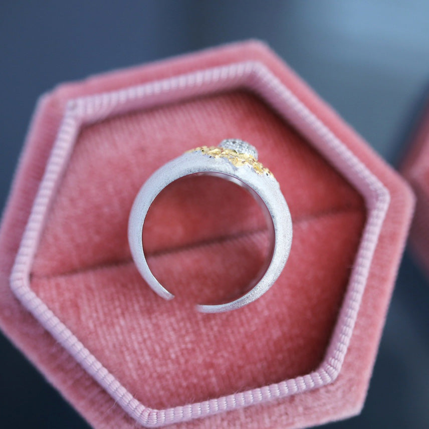 Topaz Floral Silky Ring 6191