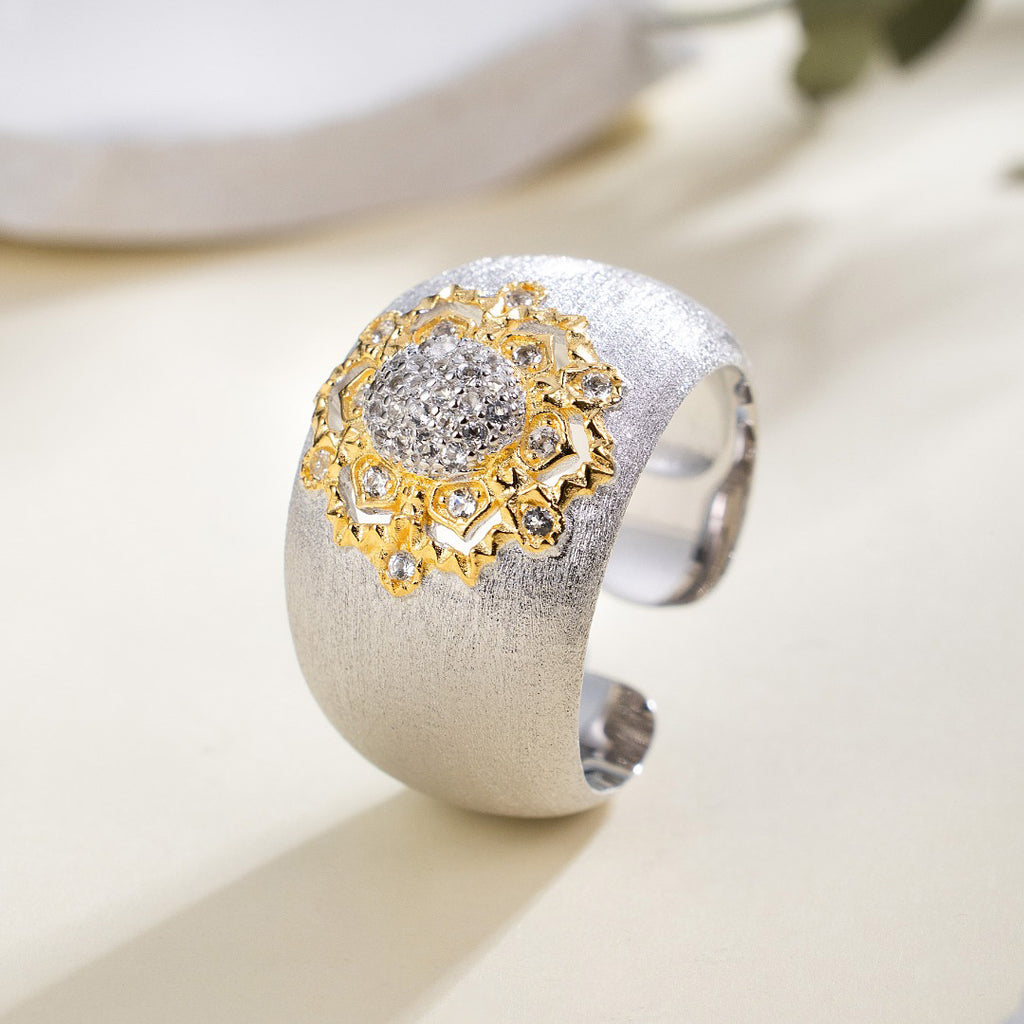 Topaz Floral Silky Ring 6191