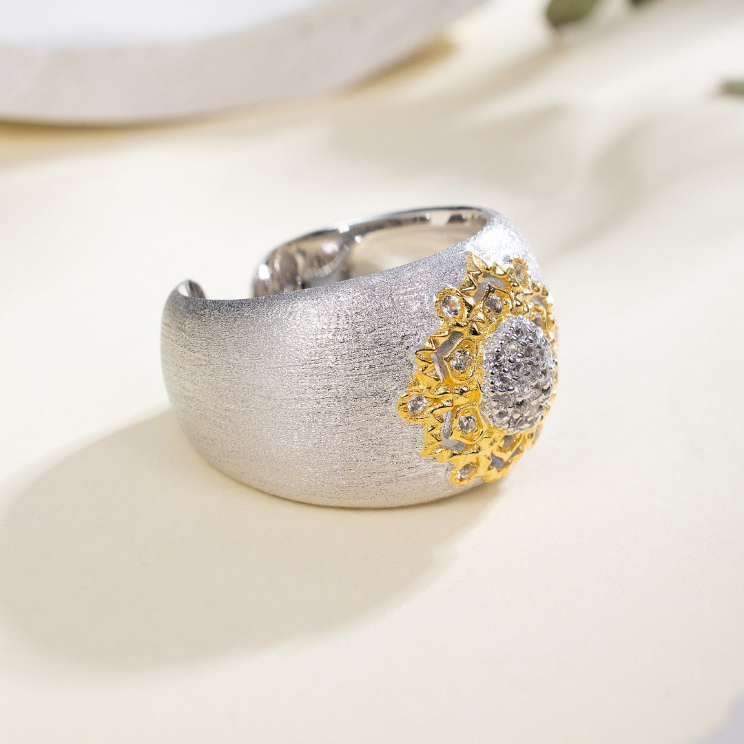 Topaz Floral Silky Ring 6191