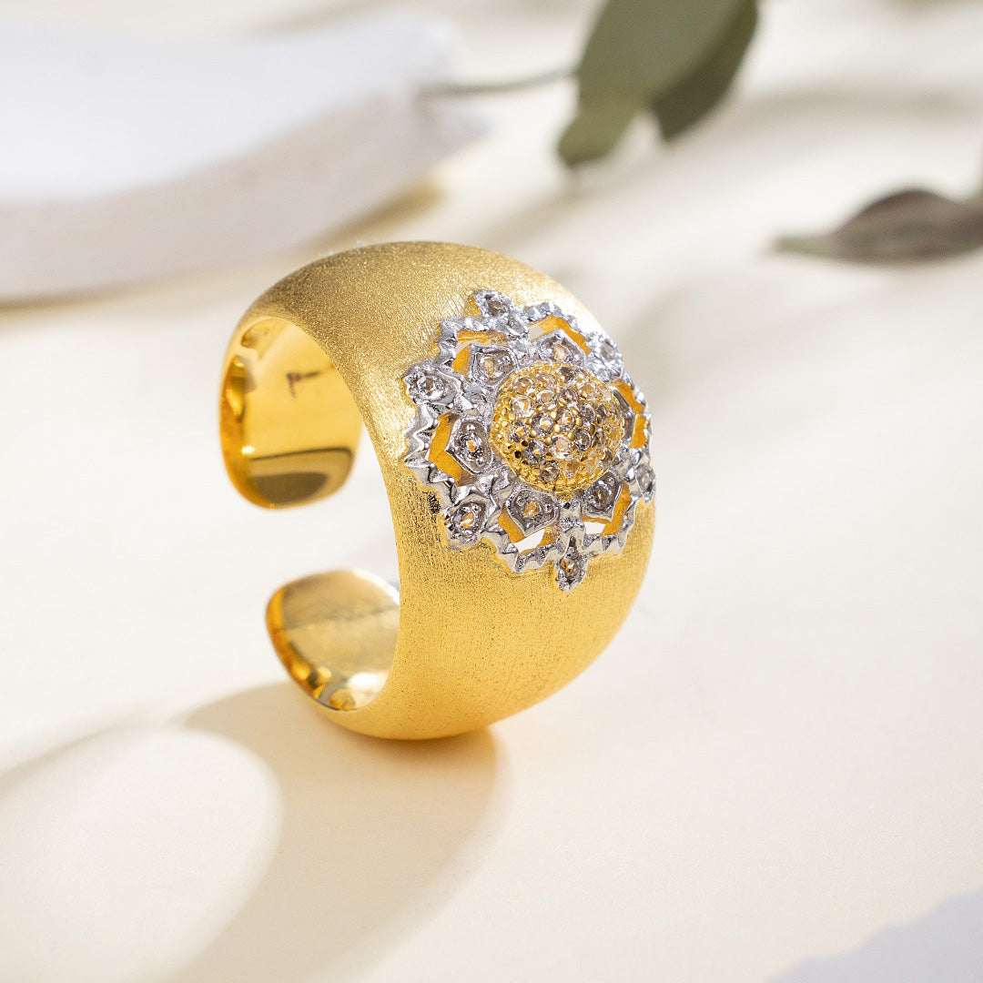 Topaz Floral Silky Ring 6191