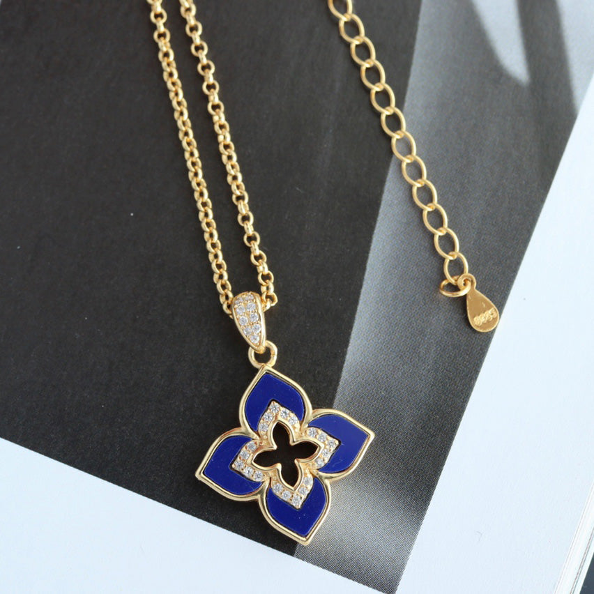 Blue Clover Starry Necklace 6204