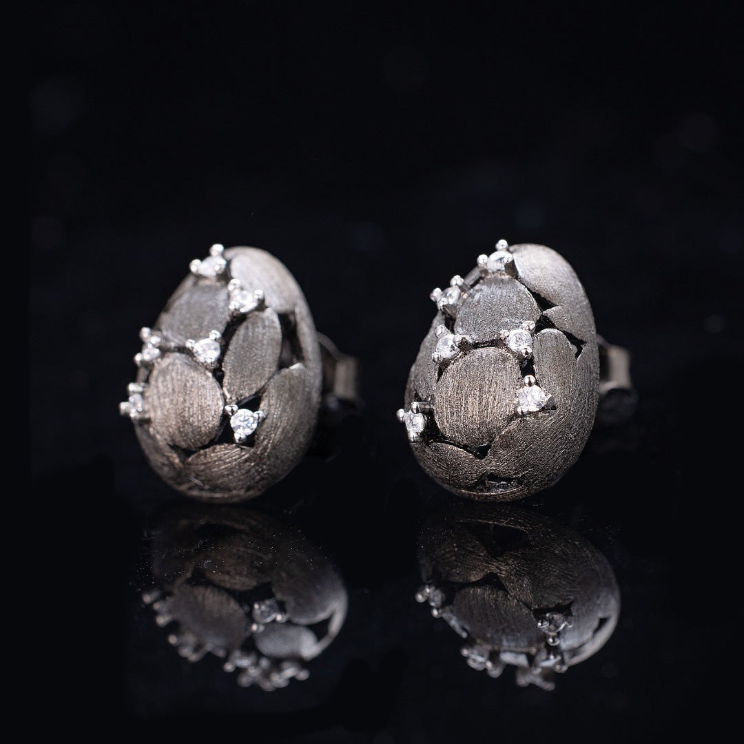 Brushed Egg Earrings 6238