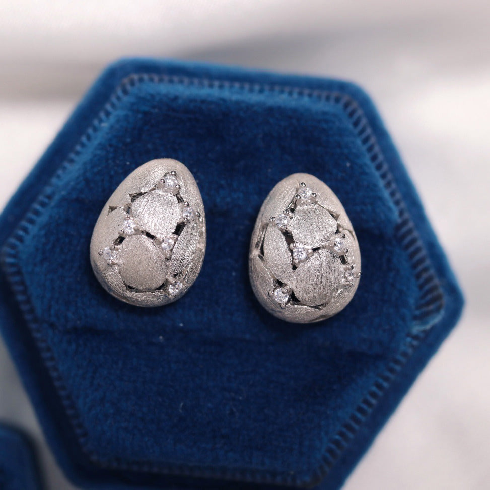 Brushed Egg Earrings 6238