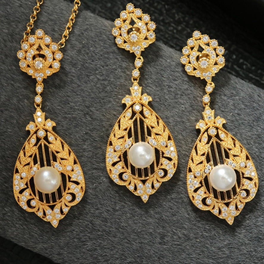 Floral Filigree Pearl Earrings 6367