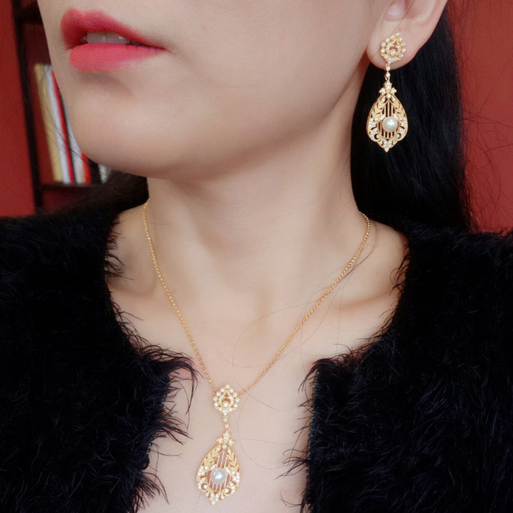 Floral Filigree Pearl Earrings 6367