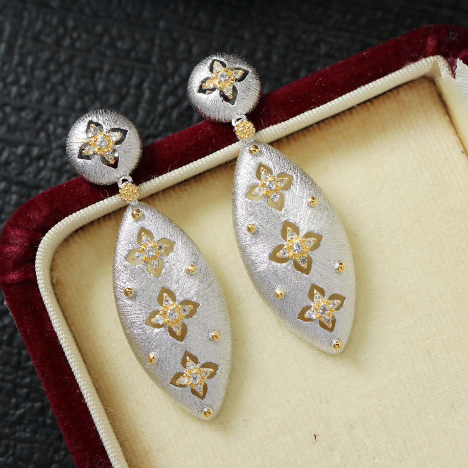 Starry Fretwork Long Earrings 6411