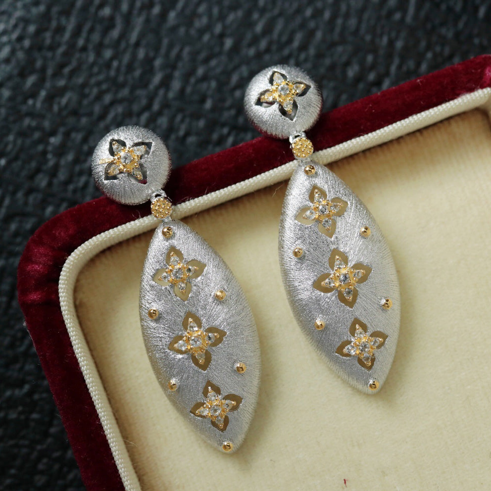 Starry Fretwork Long Earrings 6411