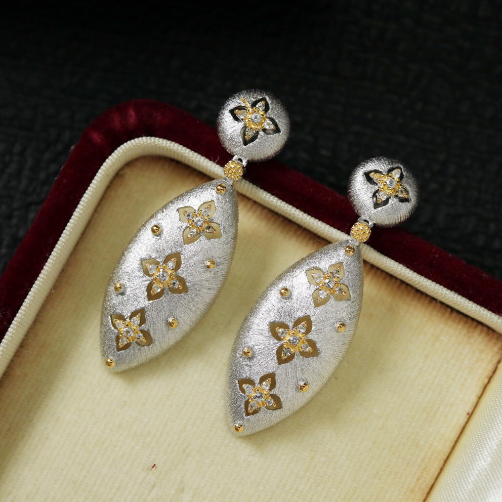 Starry Fretwork Long Earrings 6411