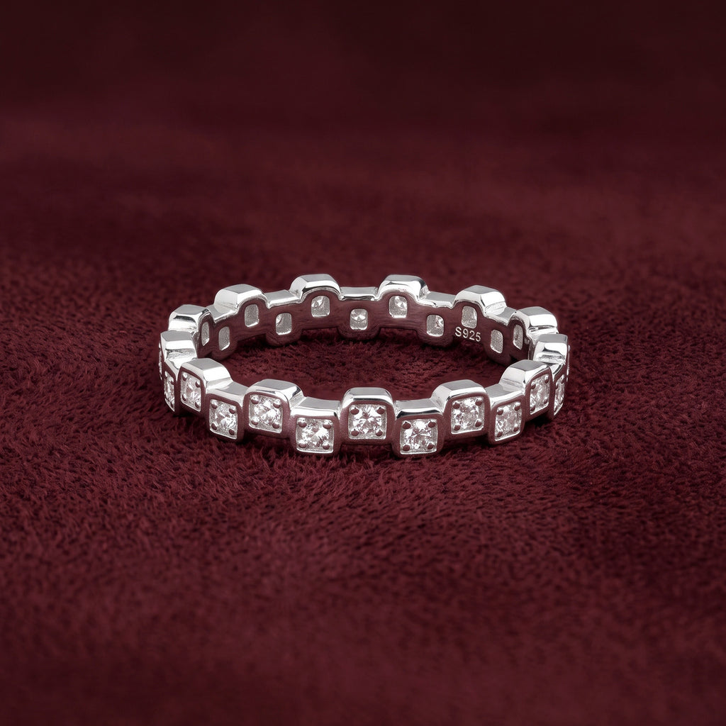 Linked Square-Set Ring