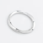 Infinite Flow Möbius Ring