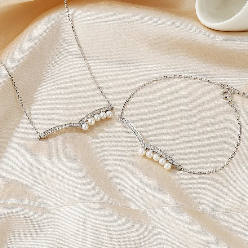 Pearls Paved Wire Bracelet PB1000