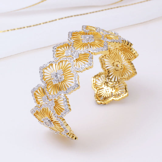 Iconic Floral Bracelet 5250