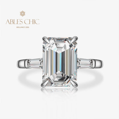 Emerald Cut Sqaure Engagement Ring R0895