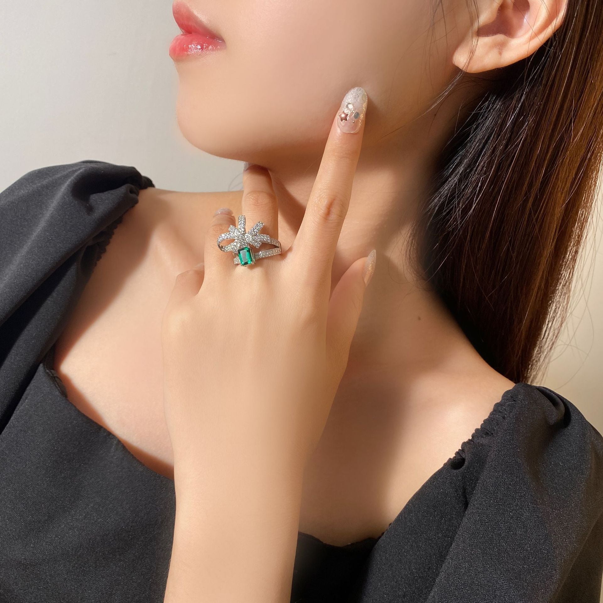 Solitaire Emerald Butterfly Ring R1770