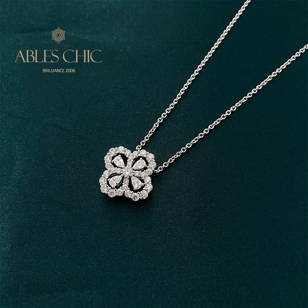 Beryl Clover Pendant P0682
