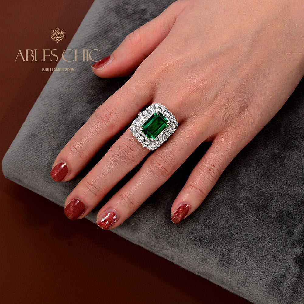 Emerald Floral Ring R1160
