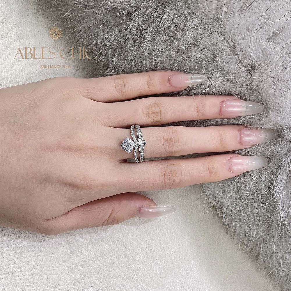 Elegant Crown Engagement Ring R1524