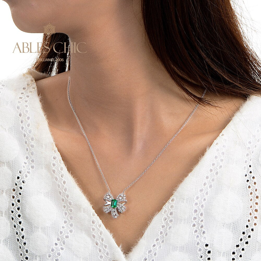 Emerald Bowtie Pendant P0645