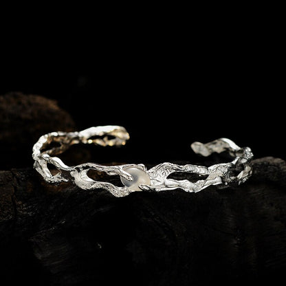 White Agate Rumpled Bracelet B1021