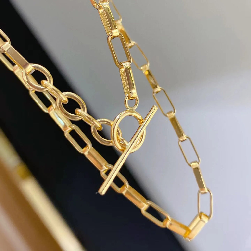 Thick Elongated Chain Necklace