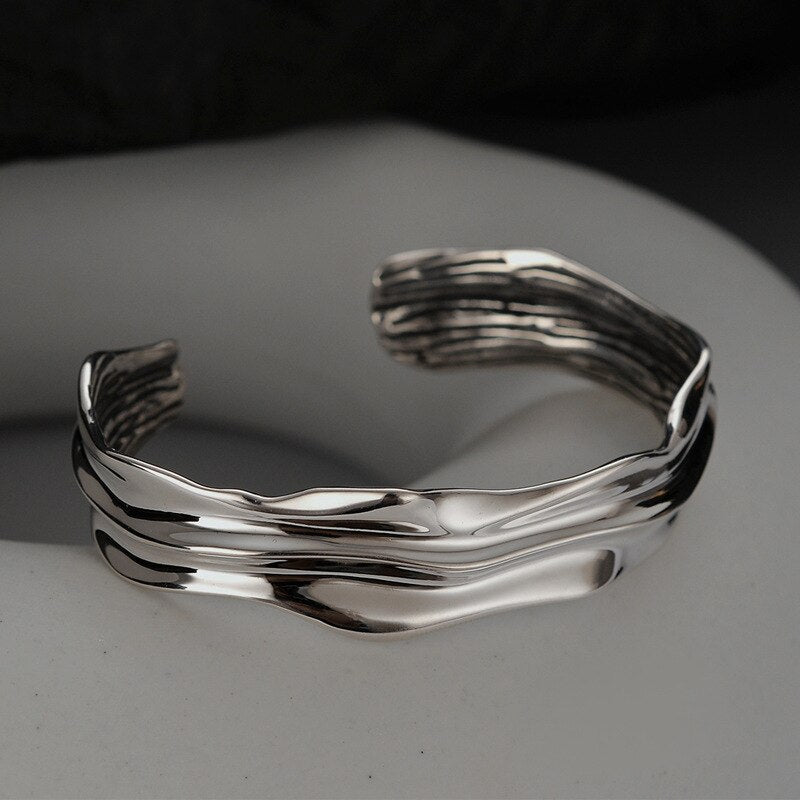 Liquid Pattern Irregular Bangle B1016