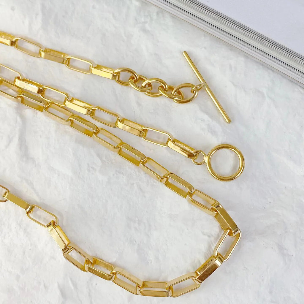 Thick Elongated Chain Necklace