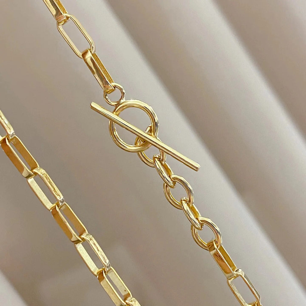 Thick Elongated Chain Necklace