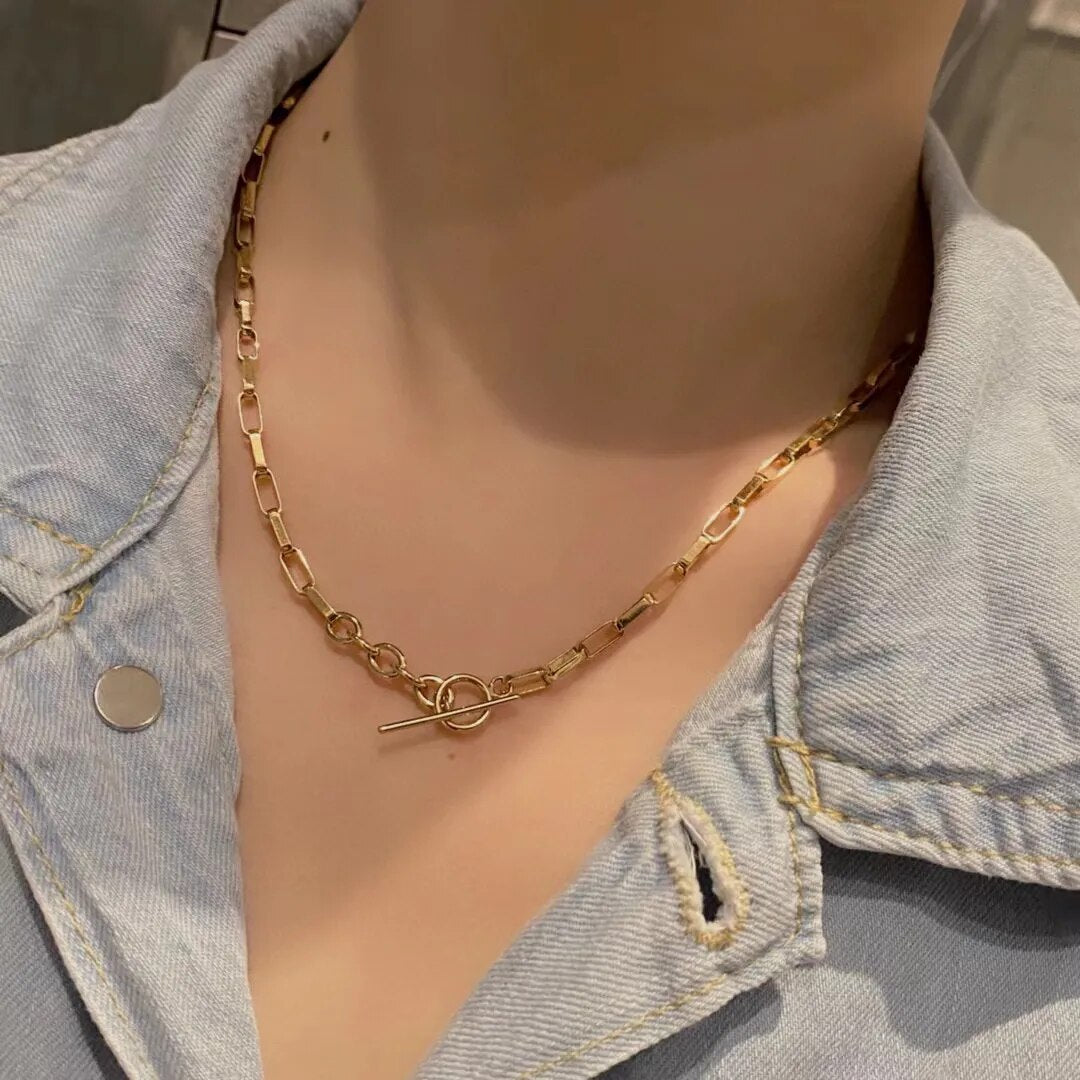 Thick Elongated Chain Necklace