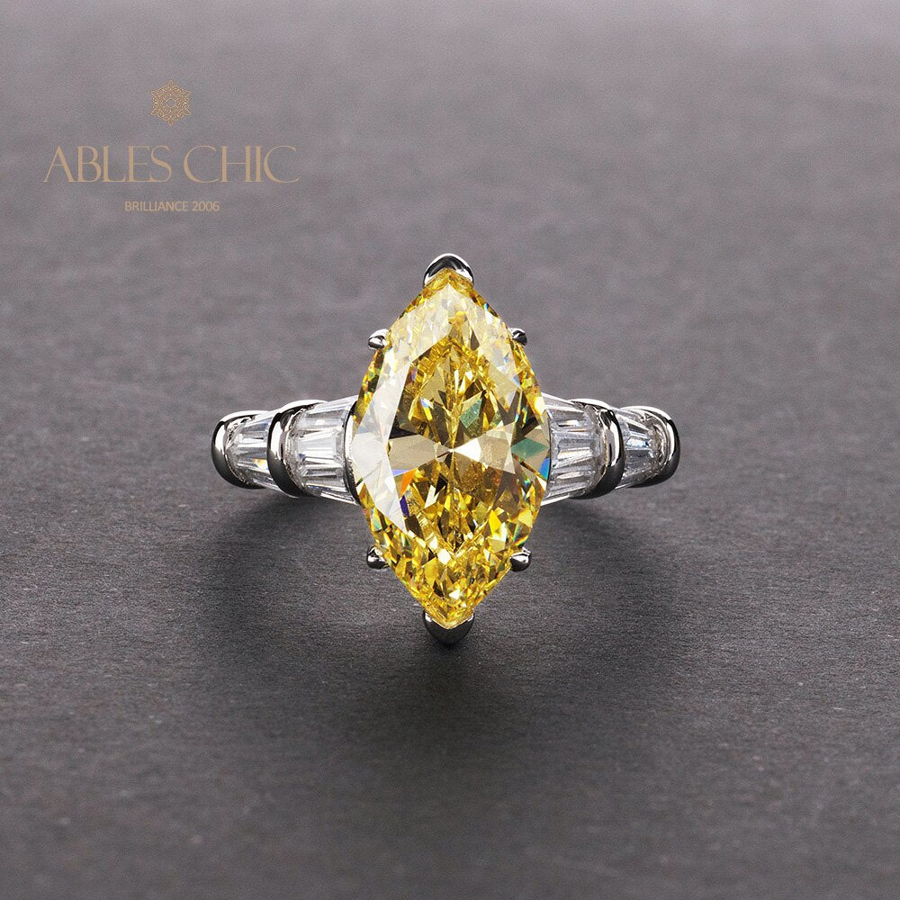 Bague solitaire en pierre précieuse poire R0381