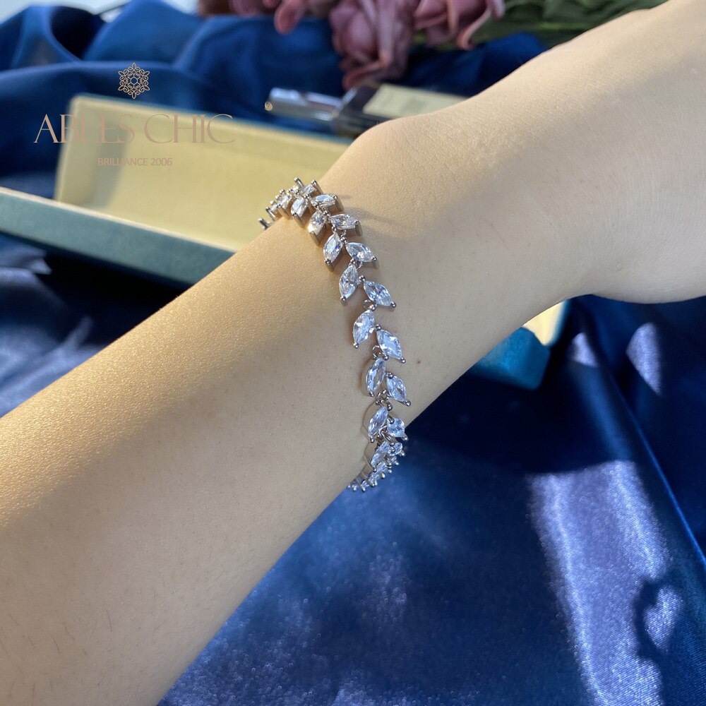 Marquise Leaf Bracelet B0827
