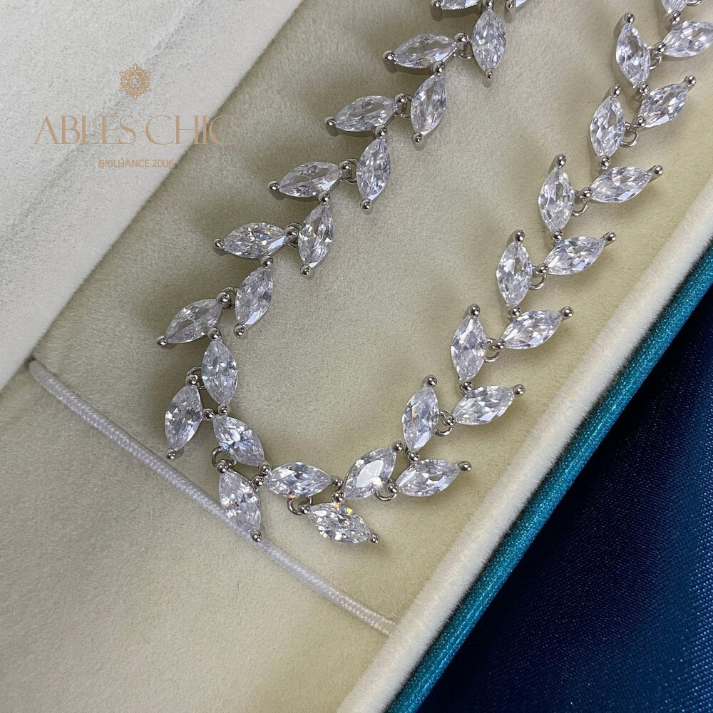 Marquise Leaf Bracelet B0827