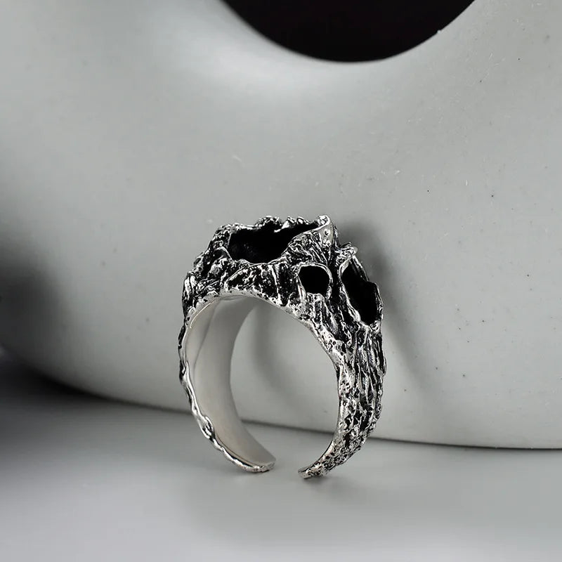 Bague épaisse brute en émail noir R1200