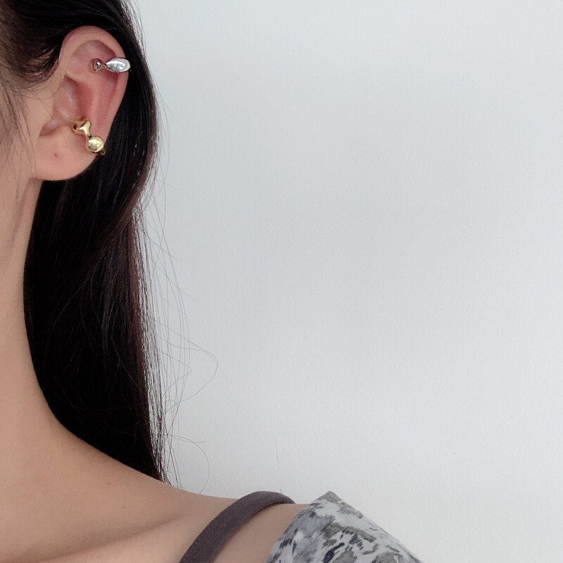 Alien Shape Ear Cuff E1076 1 Piece