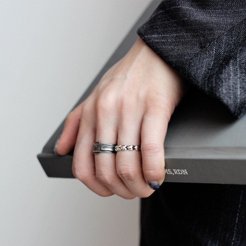Antique Matte Texture Pleated Ring R1285