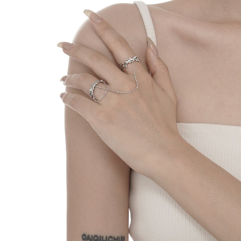 Enamel Floral Tassel Chained Ring R1192