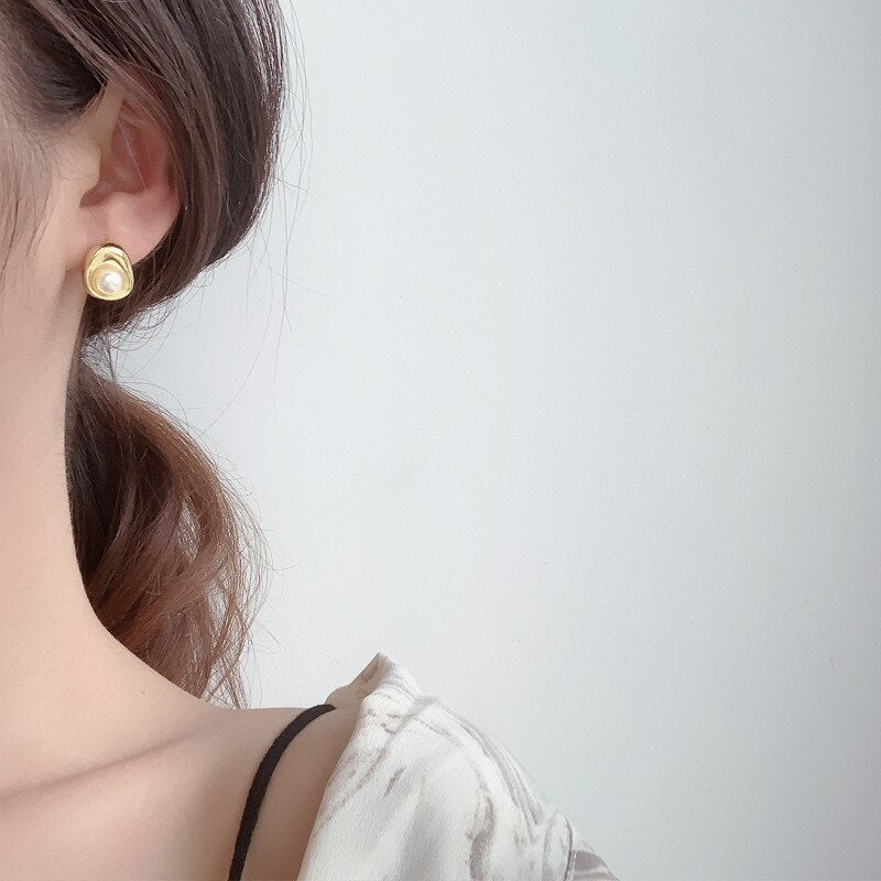 Freshwater Pearl Chunky Studs E1049