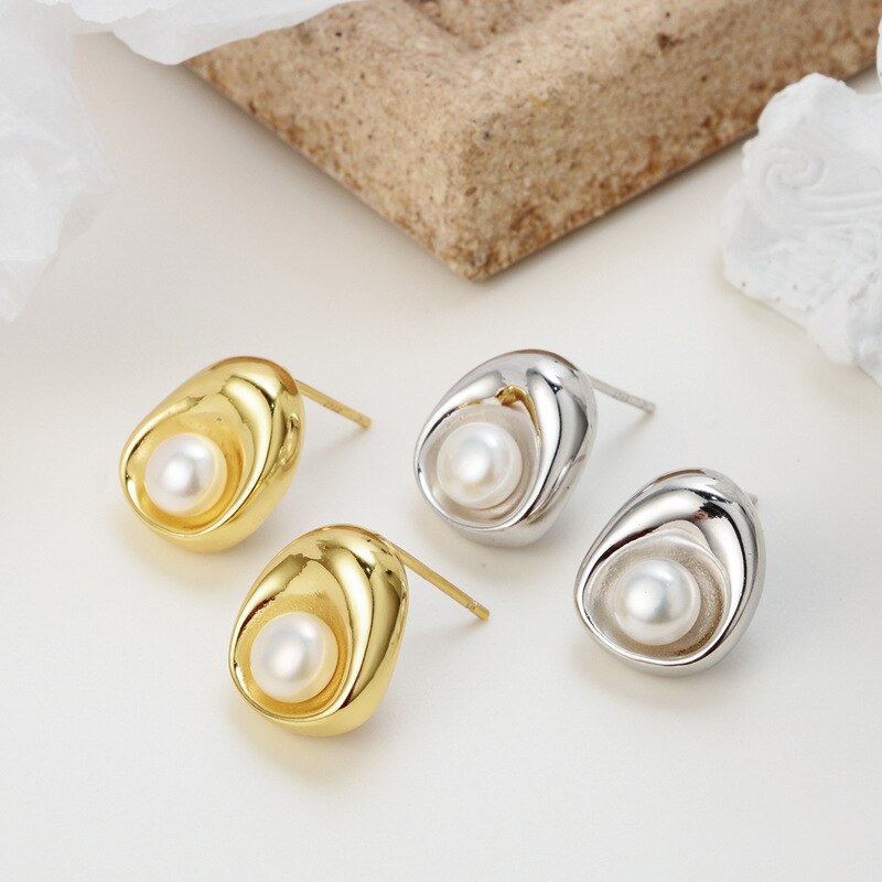 Freshwater Pearl Chunky Studs E1049