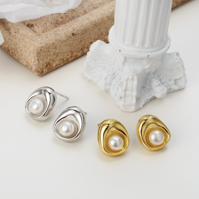 Freshwater Pearl Chunky Studs E1049
