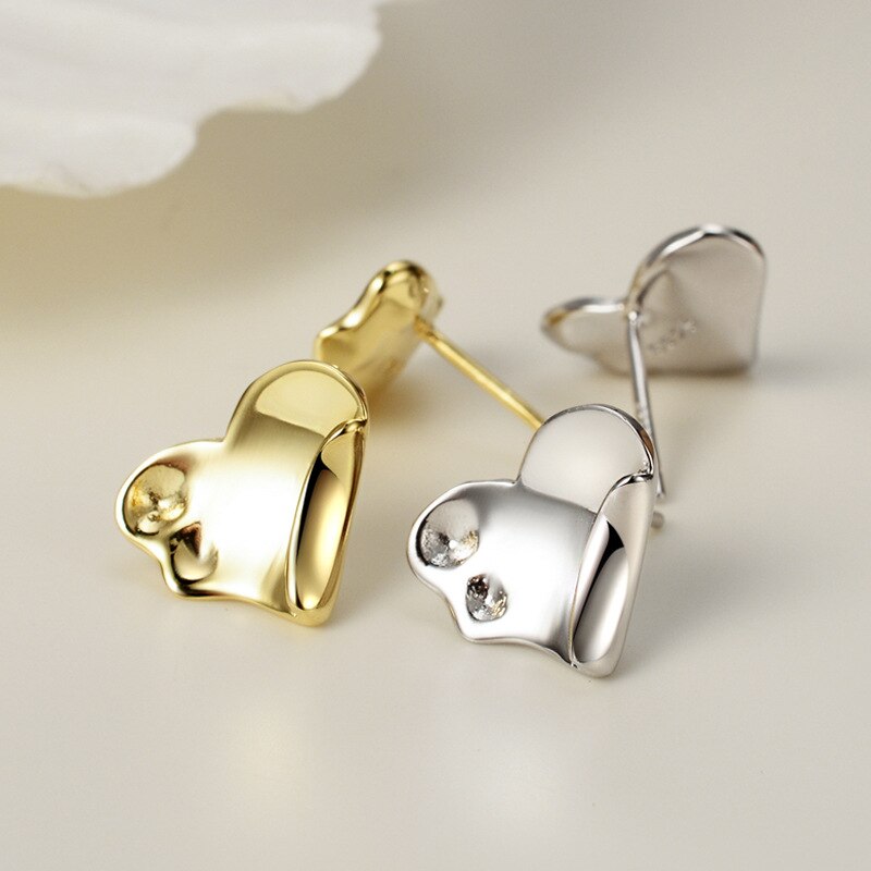 Irregular Heart Polished Ear Studs E1050